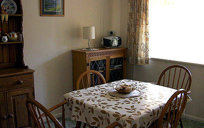 Quebec Hall bungalows room